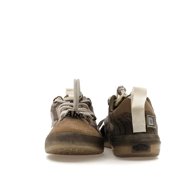 Home 76 Olive Advisory Board Crystals Vans Evdnt Ext Ultimate Waffle Shoes Back